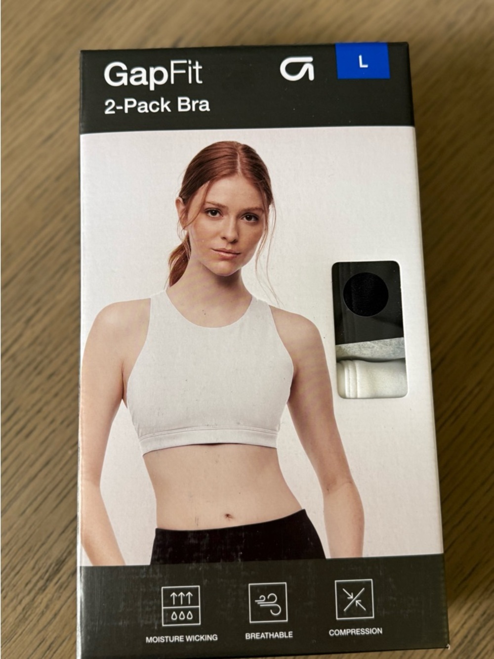 GAP Fit 2-Pack Sports Bras in Black and White
